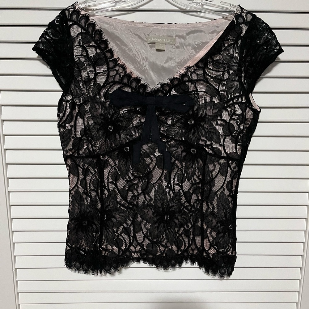 Janeville Black Lace and Pink Satin Short Sleeve Top